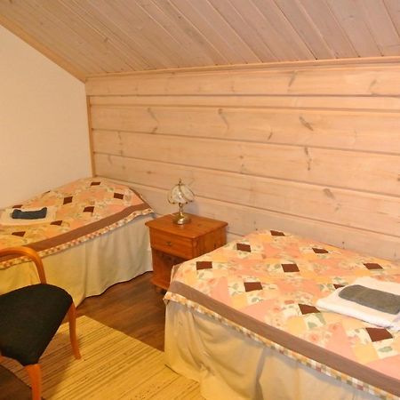 Guest House Haapaniemen Hirsikartano Ίισαλμι Εξωτερικό φωτογραφία