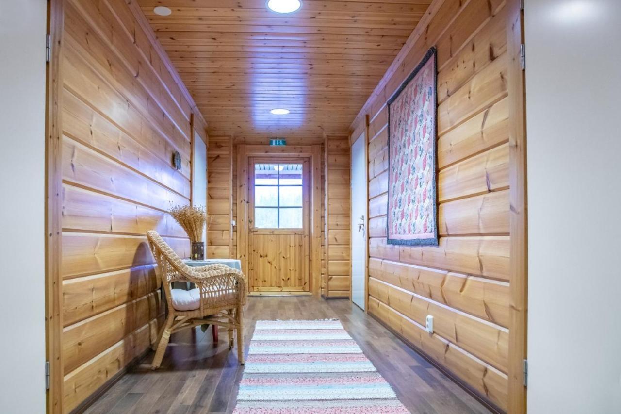 Guest House Haapaniemen Hirsikartano Ίισαλμι Εξωτερικό φωτογραφία