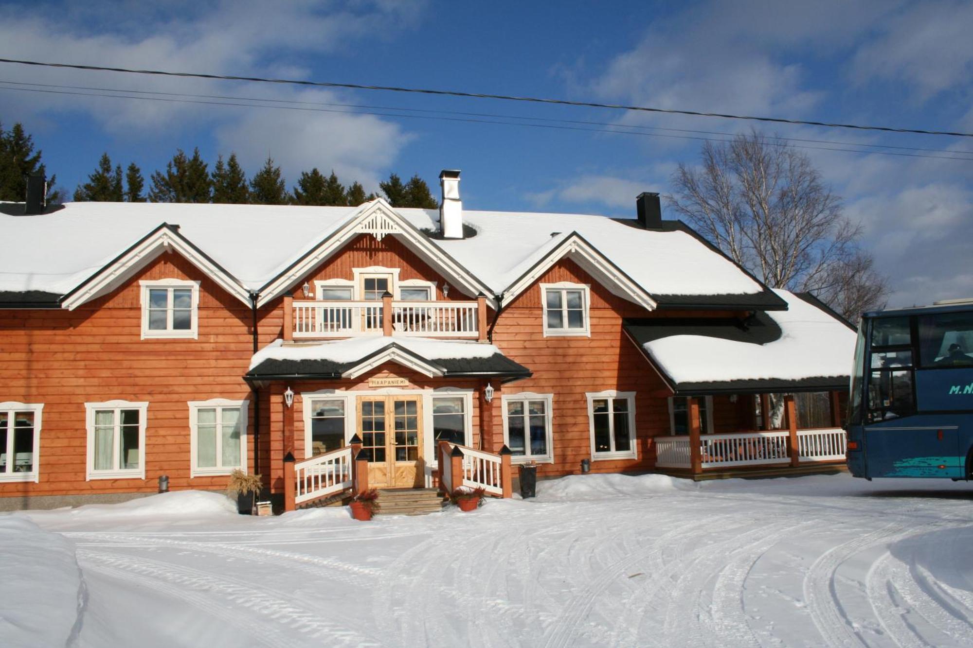Guest House Haapaniemen Hirsikartano Ίισαλμι Εξωτερικό φωτογραφία